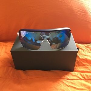 Kim Kardashian x Carolina Lemke Nirvana Shades